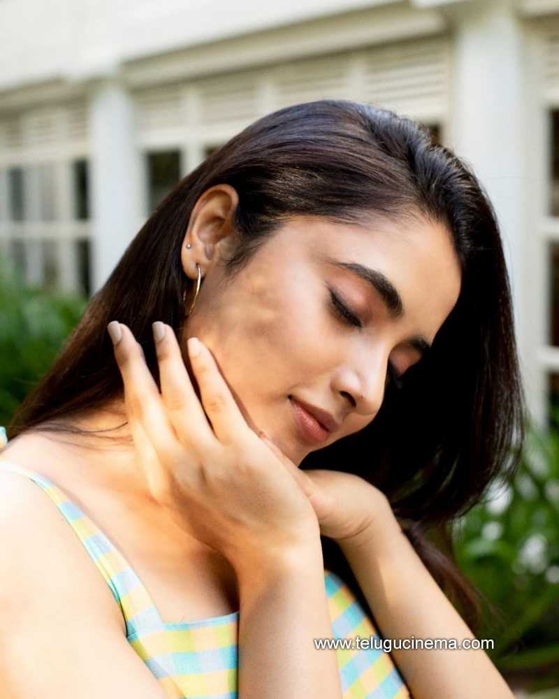 priyankamohan stills 240122 002