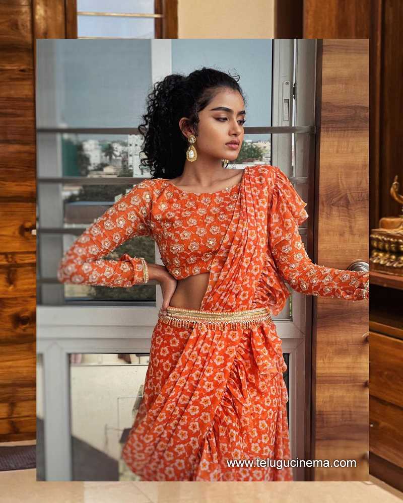 anupama stills 250322 003