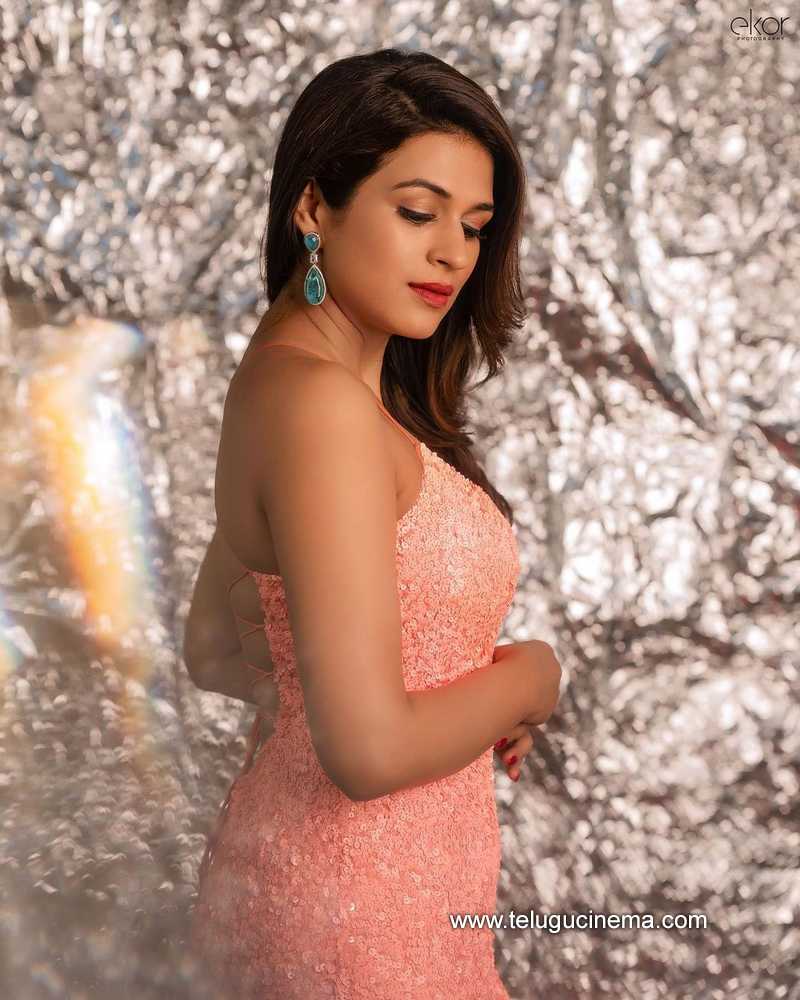 shraddhadas stills 230922 008