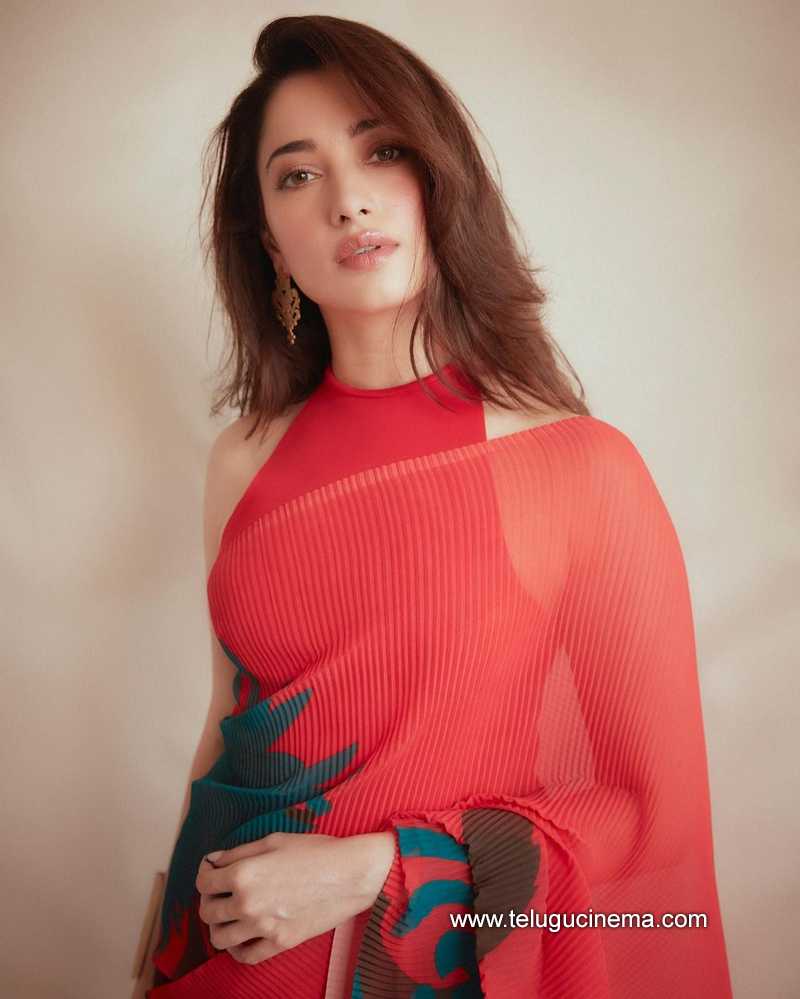 tamannaah stills 031022 001