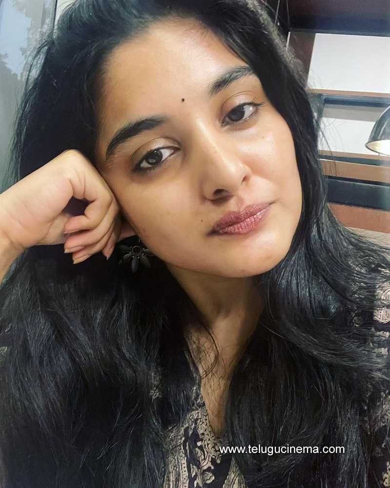 nivethathomas stills 21 11 22 002