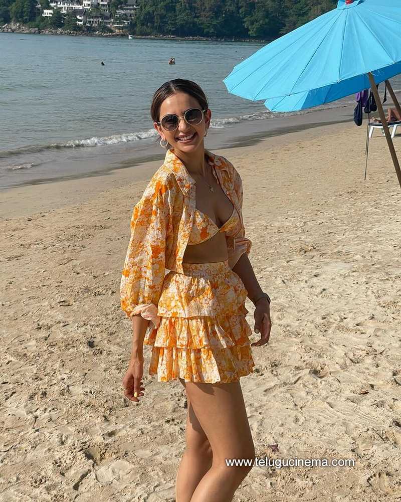 rakul stills 030123 001