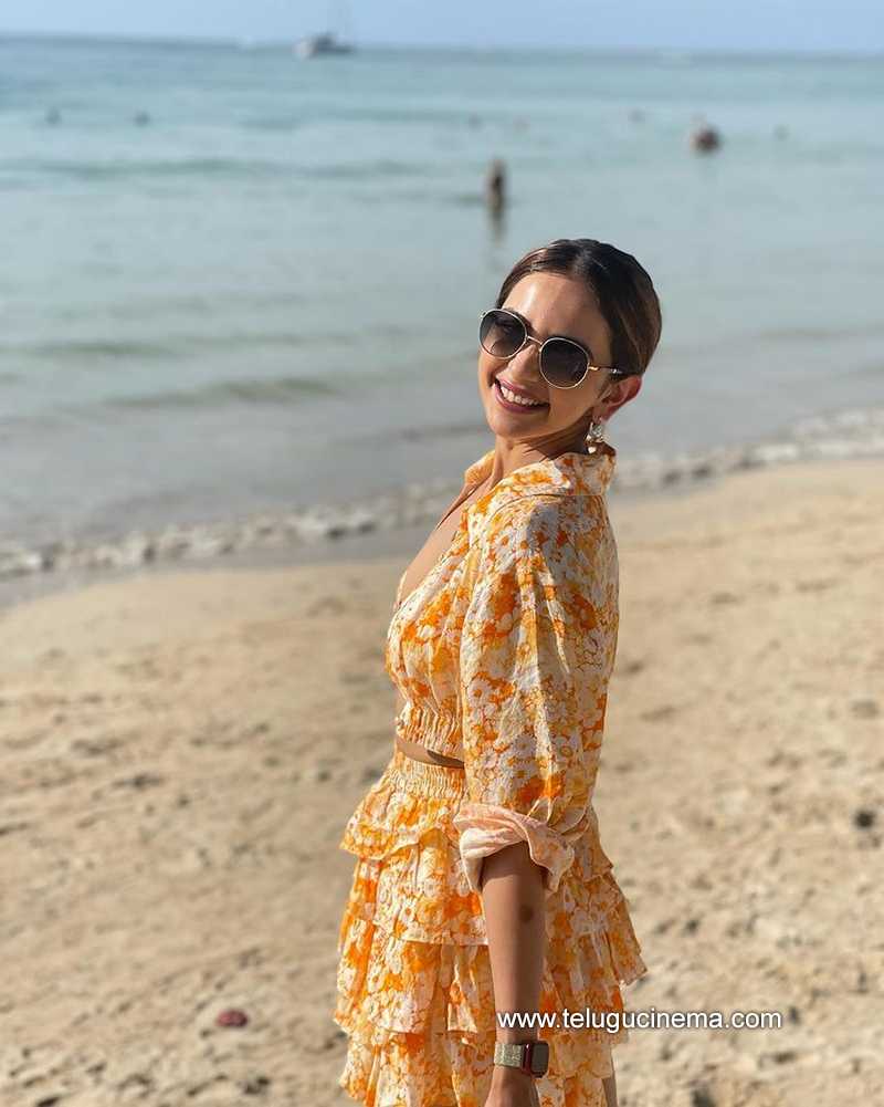 rakul stills 030123 002