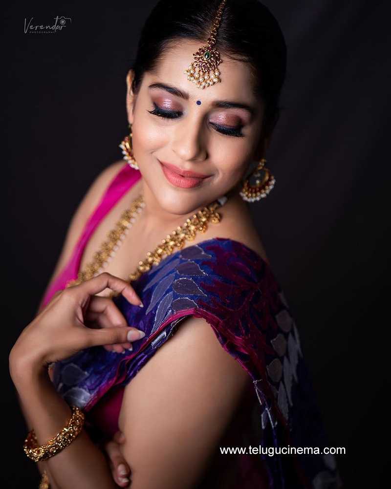 Rashmi Gautam In A Traditional Avatar Page Telugu Cinema