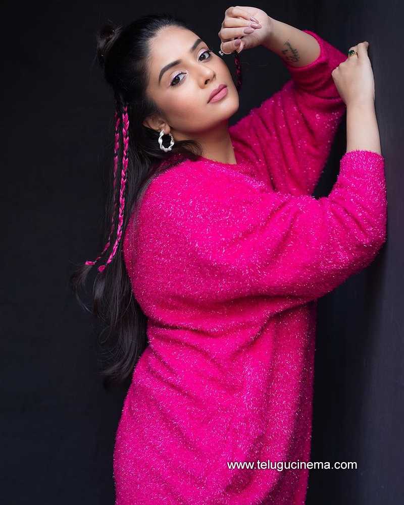 sreemukhi stills 120223 007