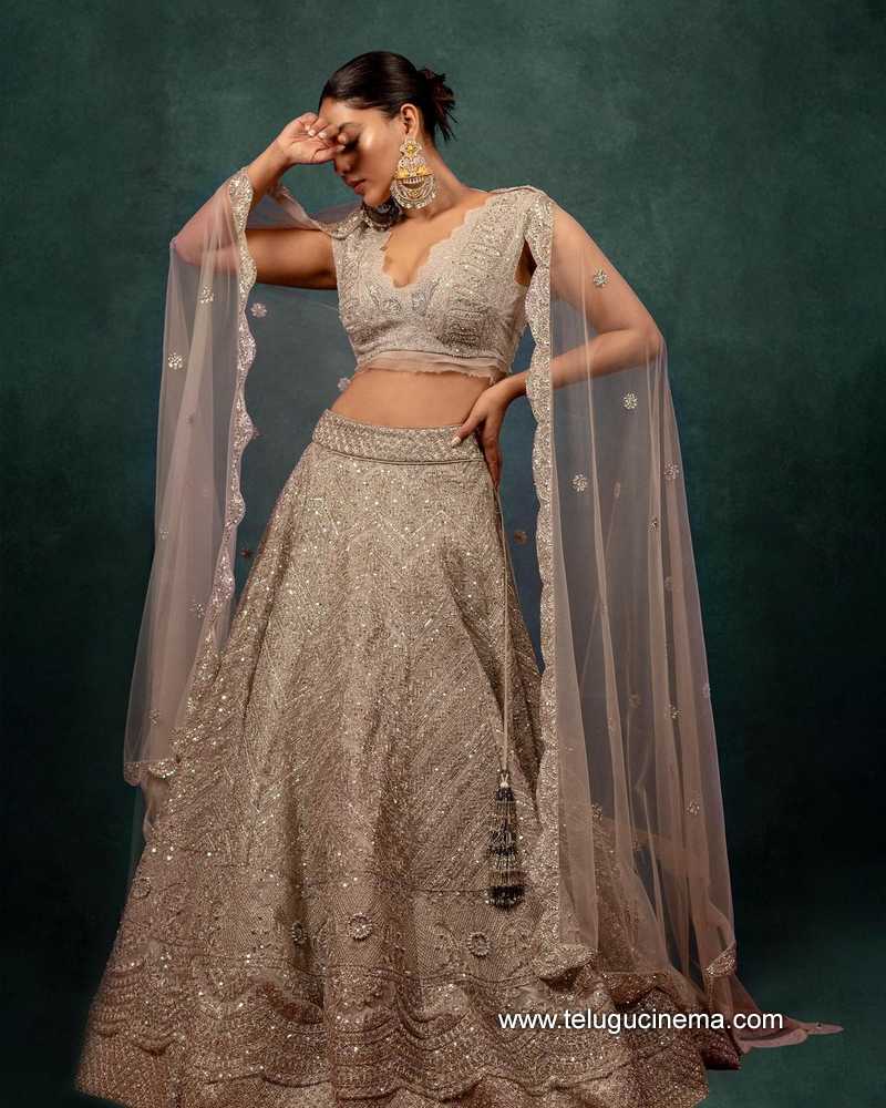 aishwarya stills 300323 005