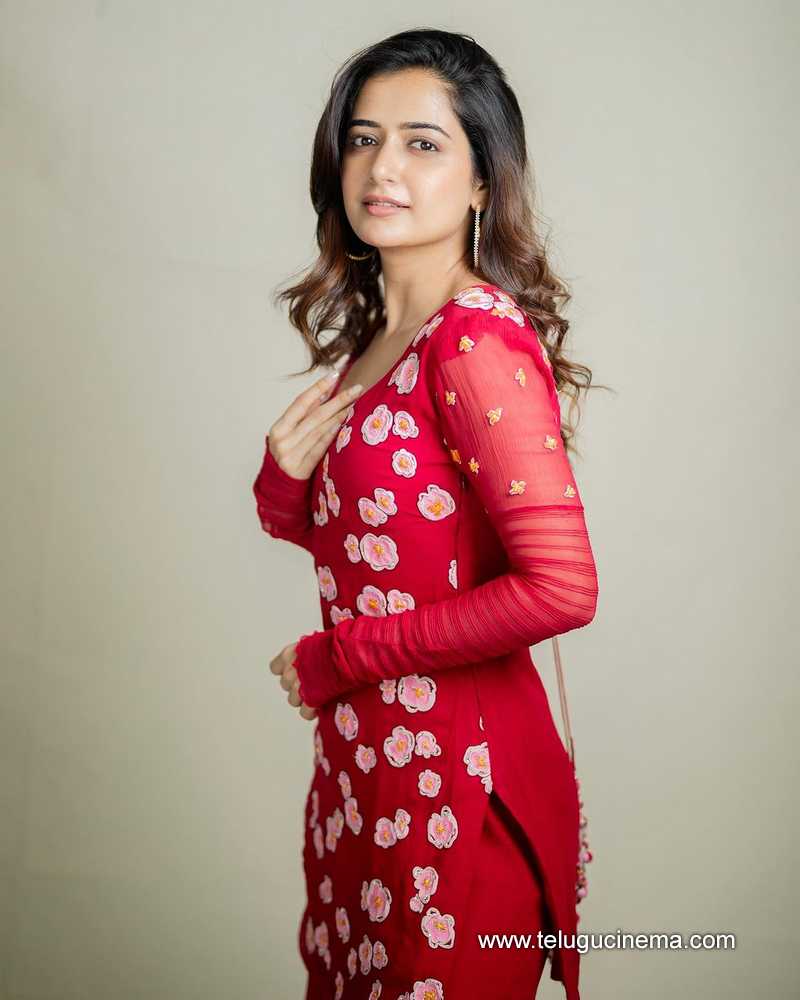 ashika stills 130124 004