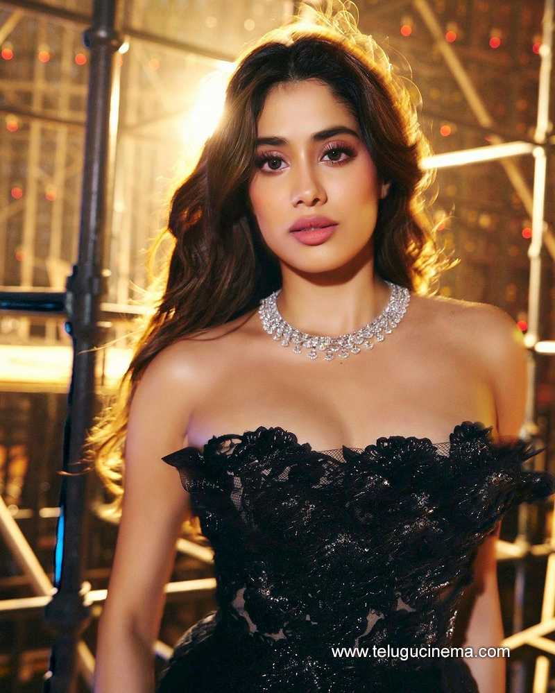 janhvikapoor stills 290124 002 1
