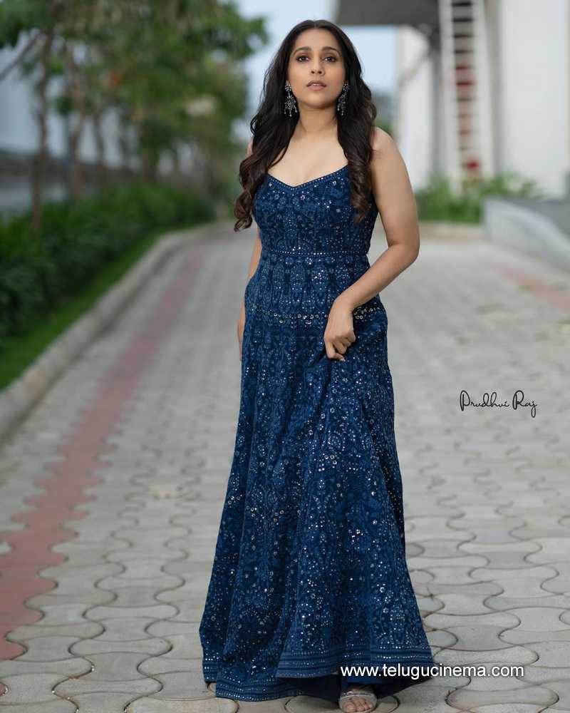 rashmi stills 290124 003