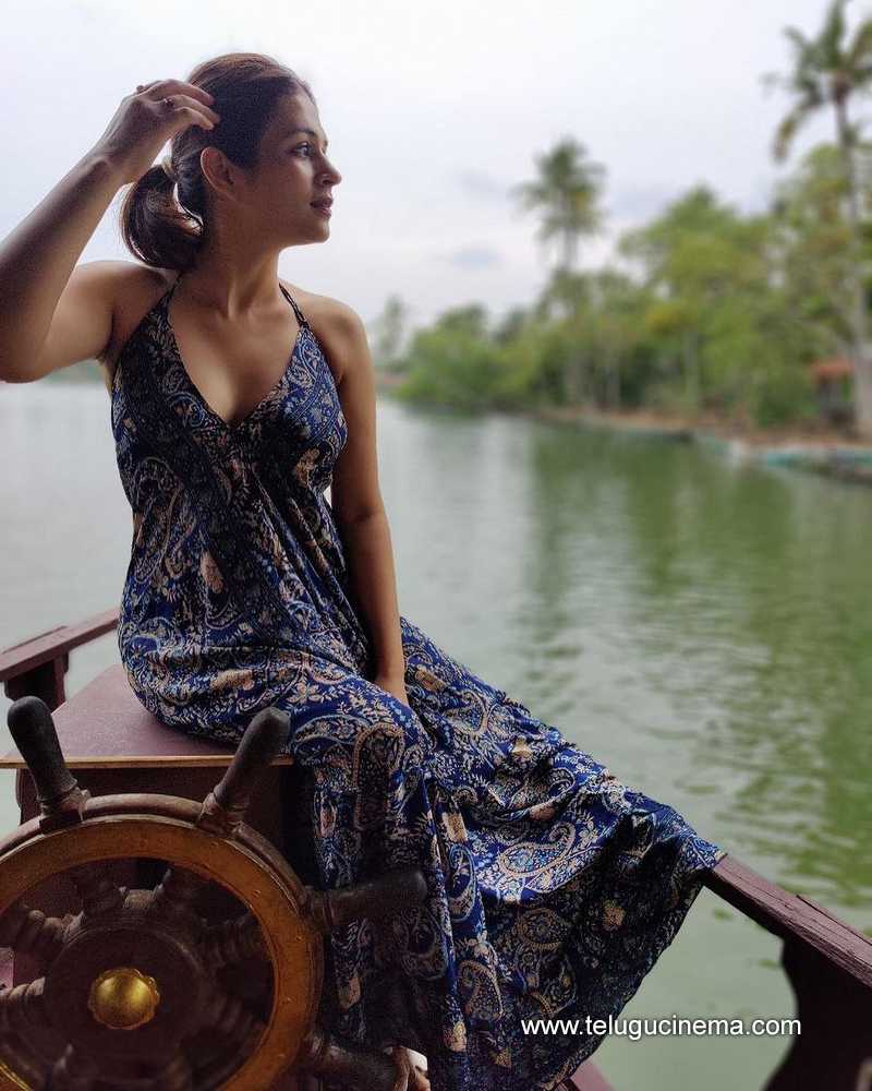 shraddhadas stills 040124 003