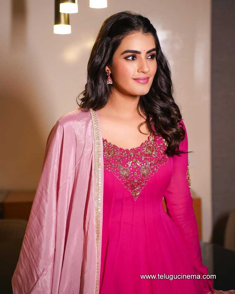 kavya stills 05022400000002