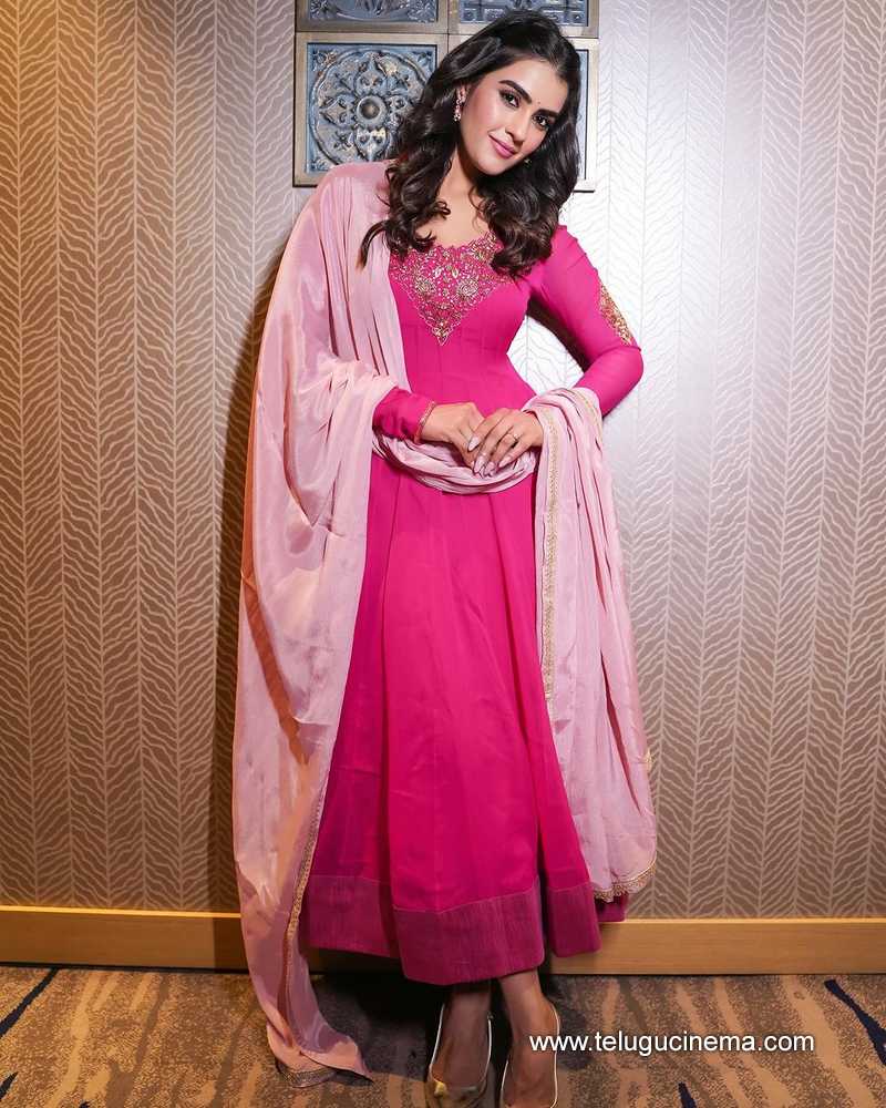 kavya stills 05022400000009