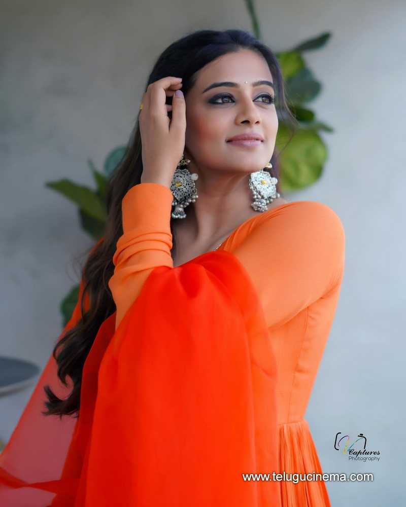 priyamani stills 24022400000008
