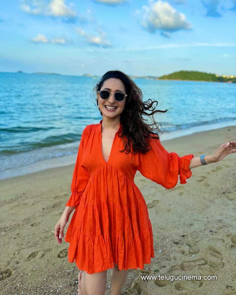 priyaprakash stills 12022400000005 1