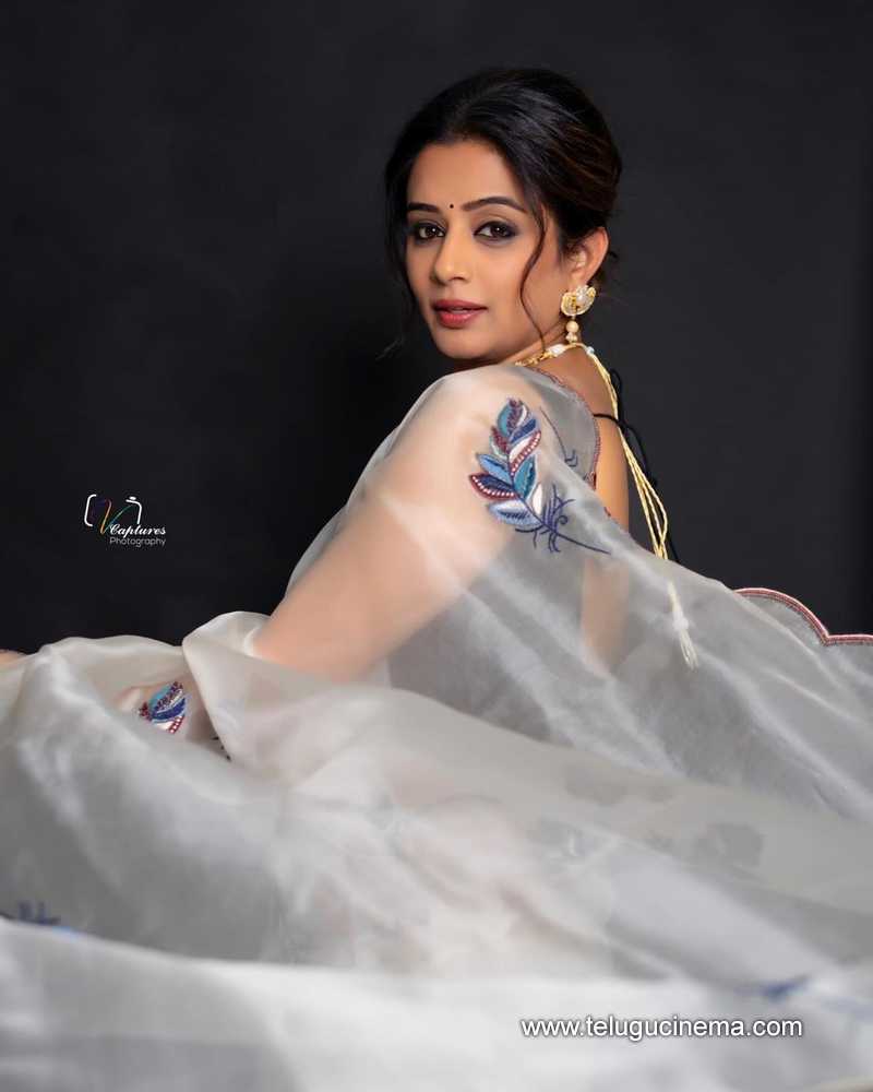 priyamani stills 11032400000007