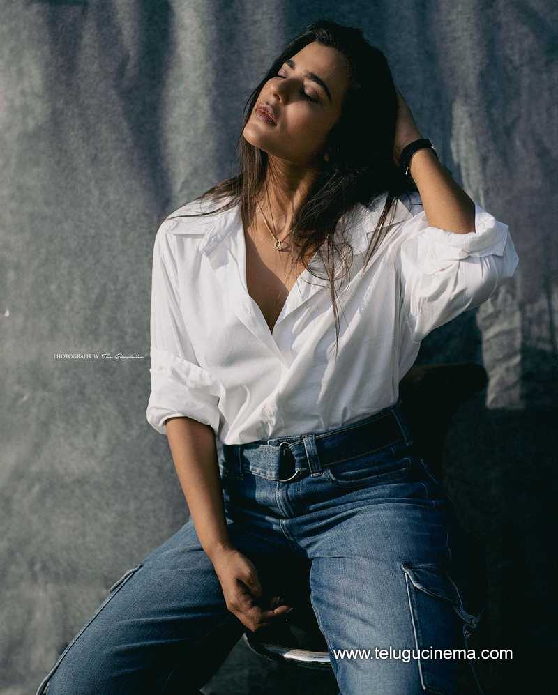 aishwaryarajesh stills 18424 02