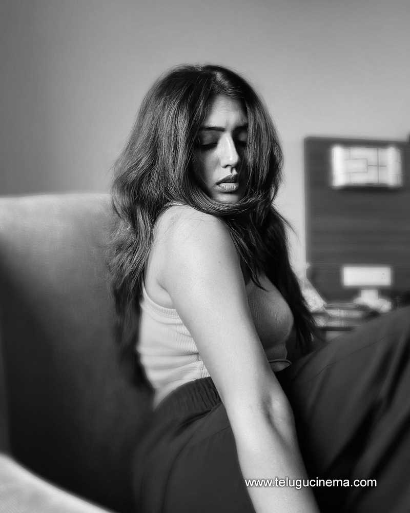 eesharebba stills 240424 06