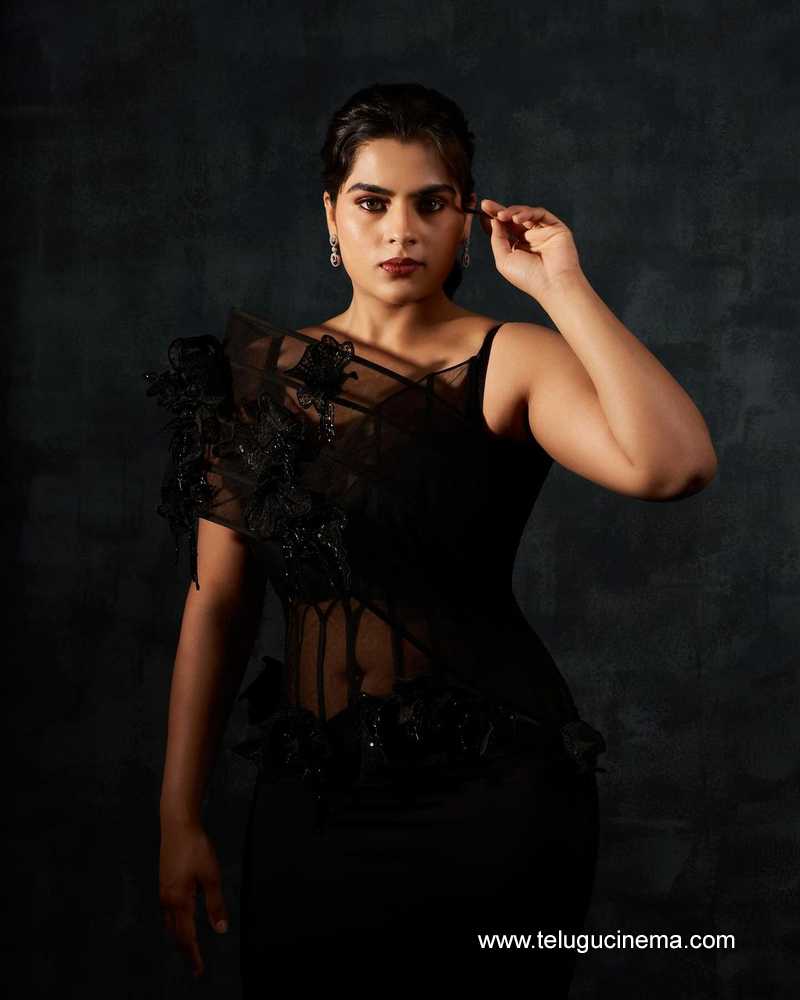 kavyakalyanram stills 210524 05