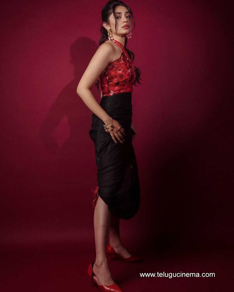 kritishetty stills 310624 07