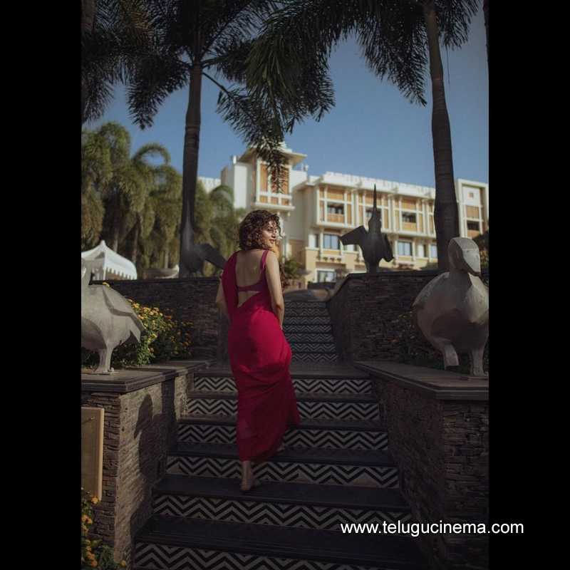 tapsee stills 170624 03
