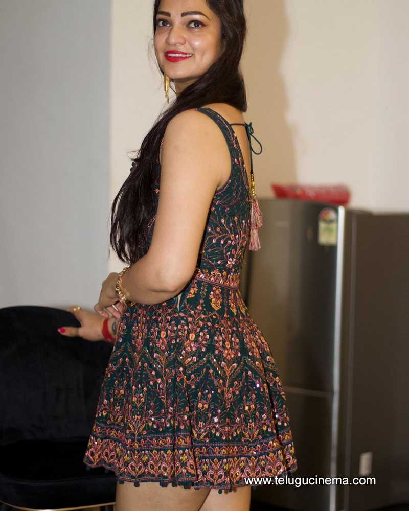 aswini stills 040724 04