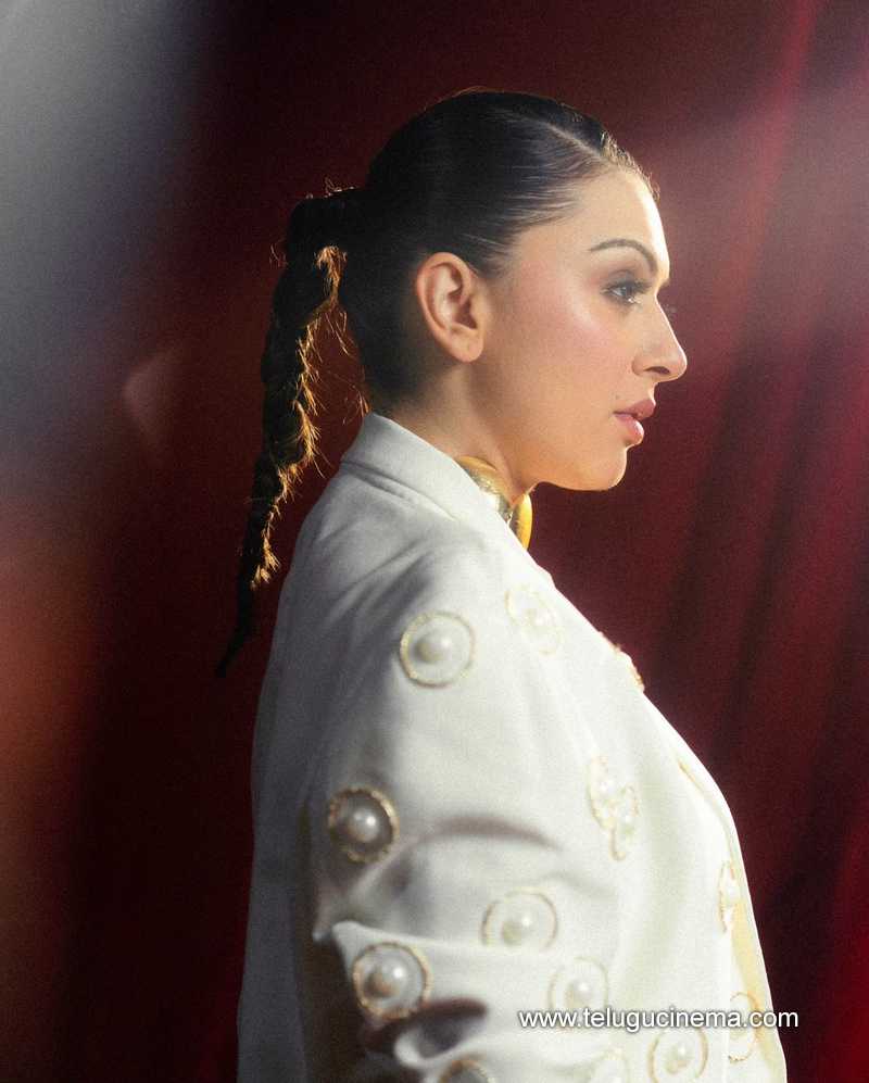 hansika stills 170724 04