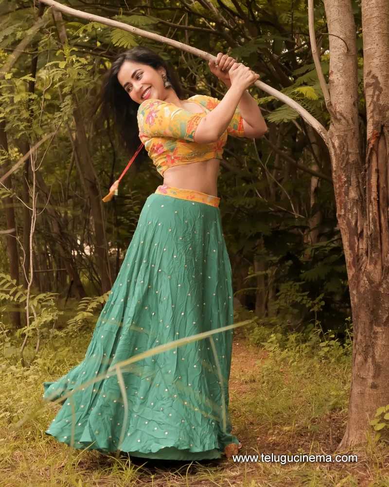 komal stills 310824 03