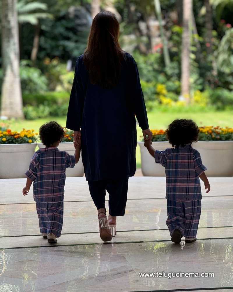 nayanthara stills 240824 09
