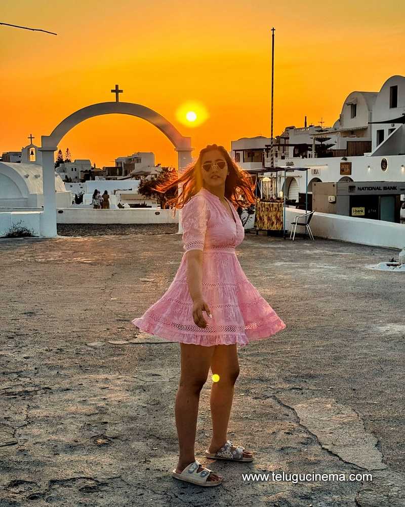 nupur stills 100824 02