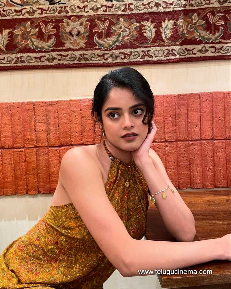 riddhikumari stills 200824 03