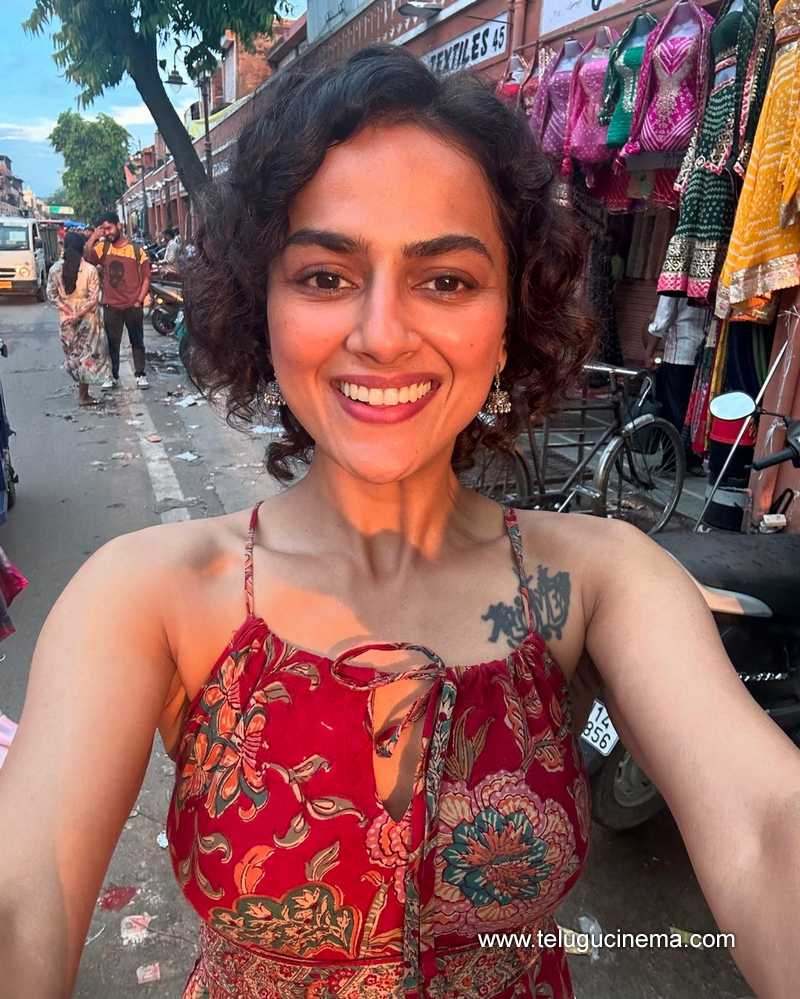 shraddha srinath stills 120824 04