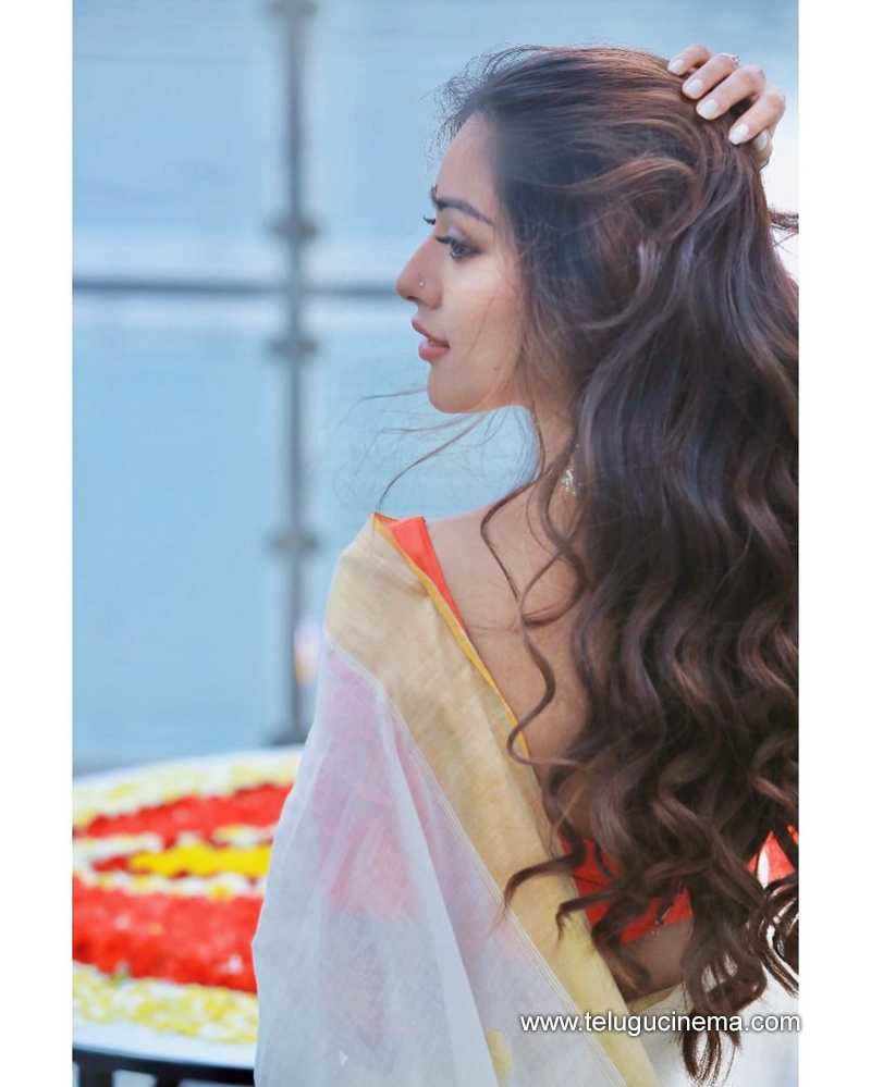anuemmanuel stills 170924 03