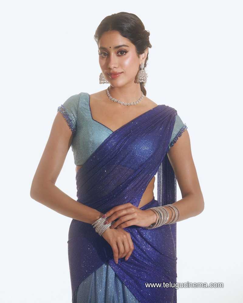 jahnvikapoor stills 240924 08