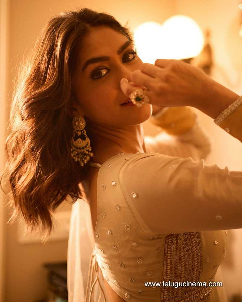 mrunall stills 270924 02