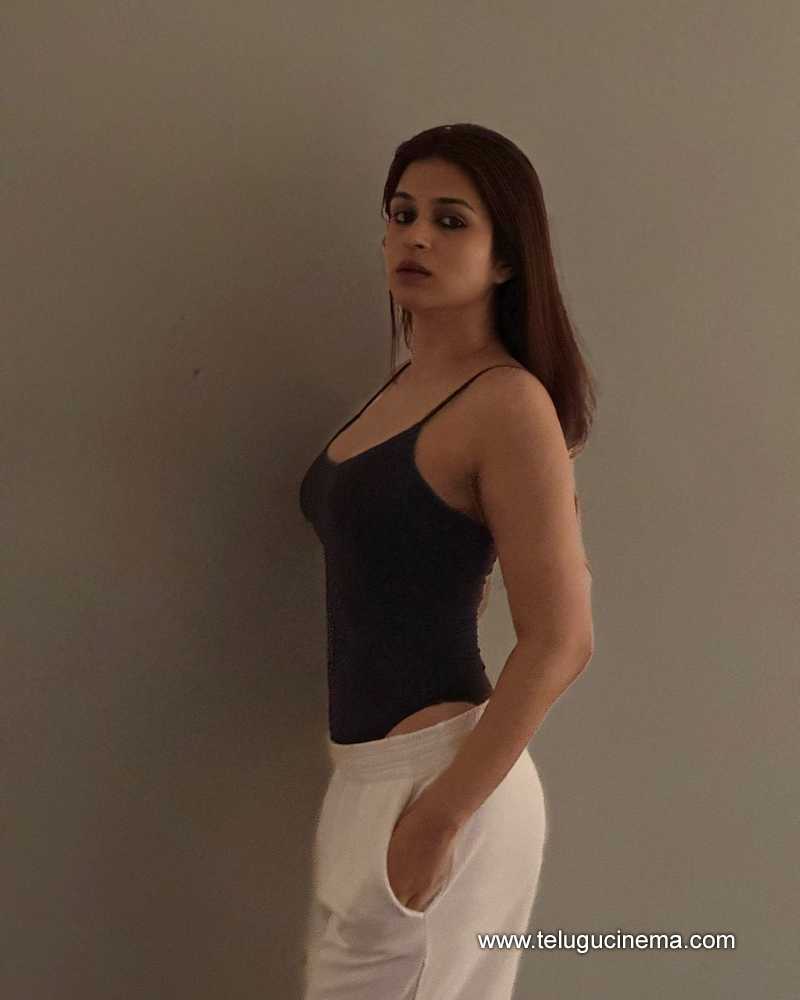 shraddhadas stills 230924 04
