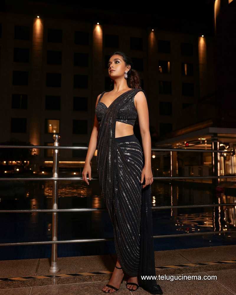 keerthysuresh stills 171024 03