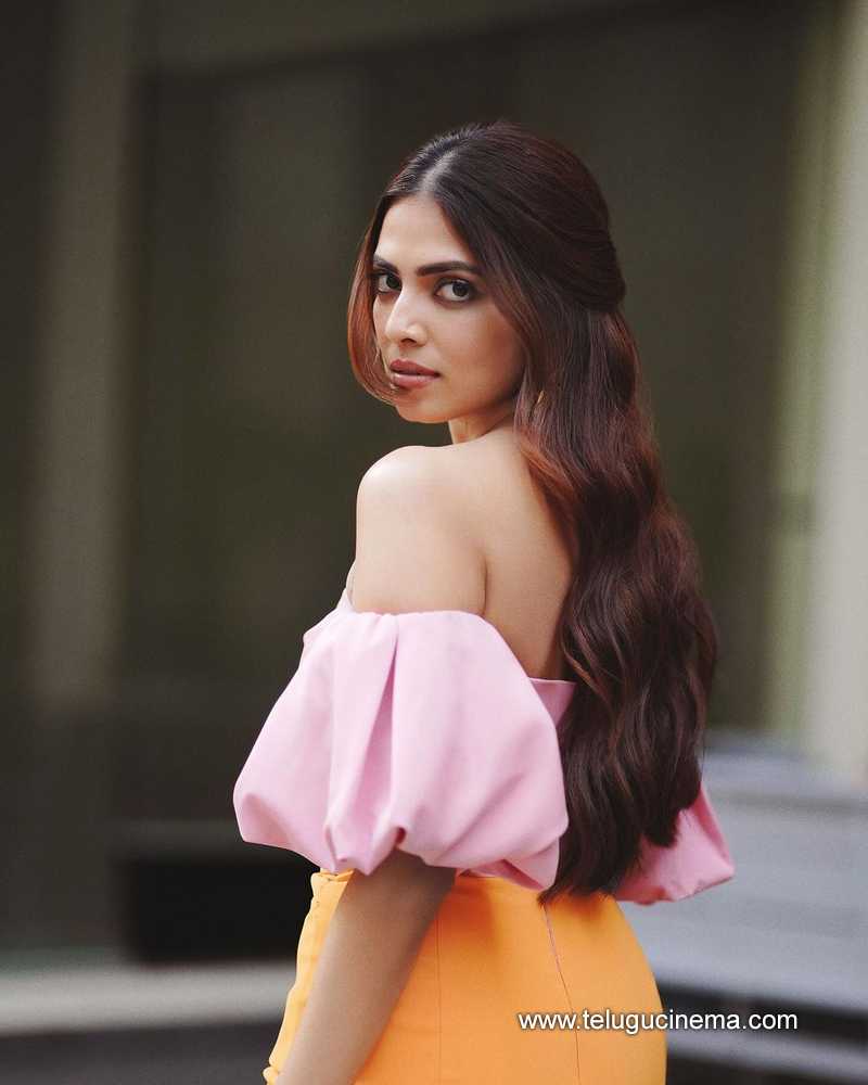 Malavika Mohanan Oozes Glam In Off Shoulder Outfit Telugu Cinema