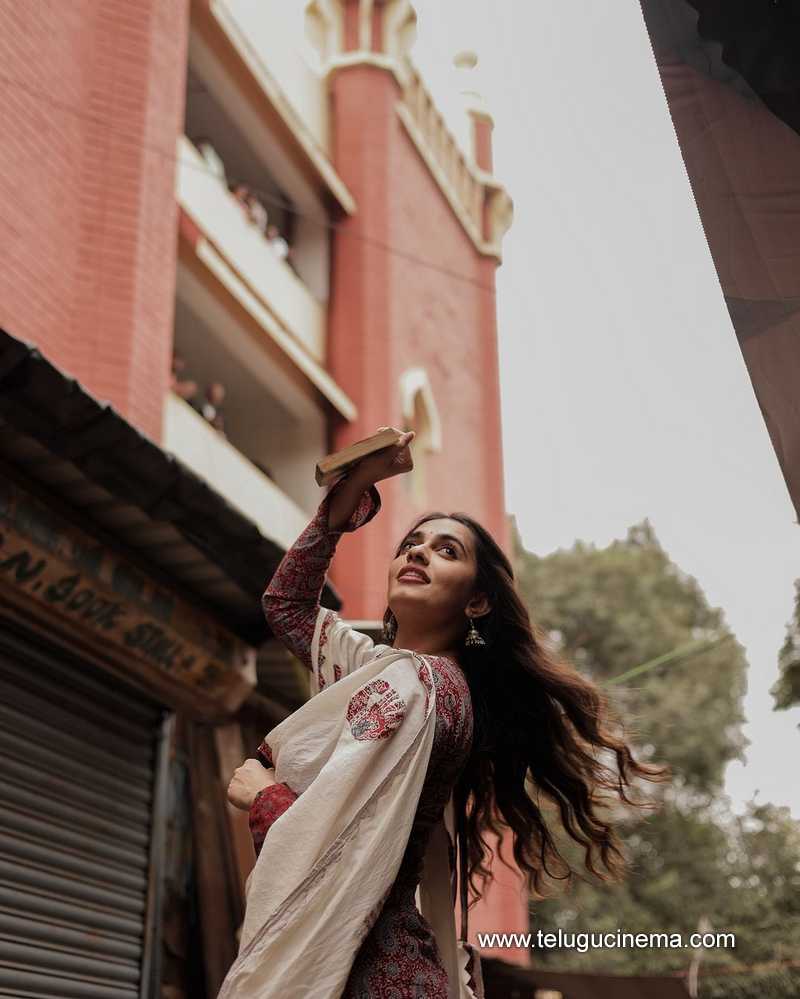 manasachoudary stills 221024 02
