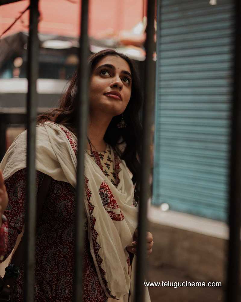 manasachoudary stills 221024 05