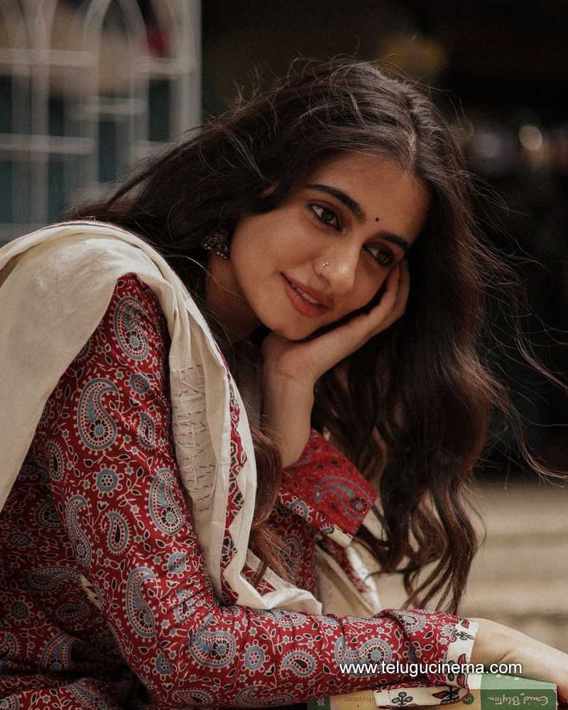 manasachoudary stills 221024 06