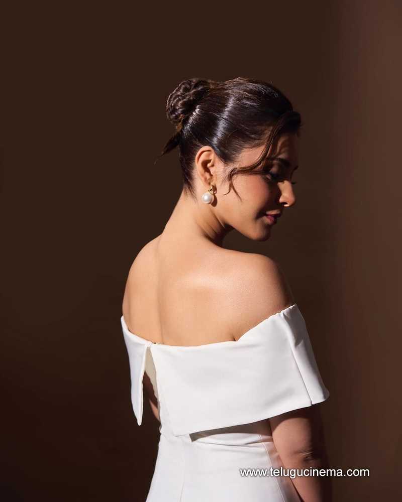 rashikhanna stills 301024 07