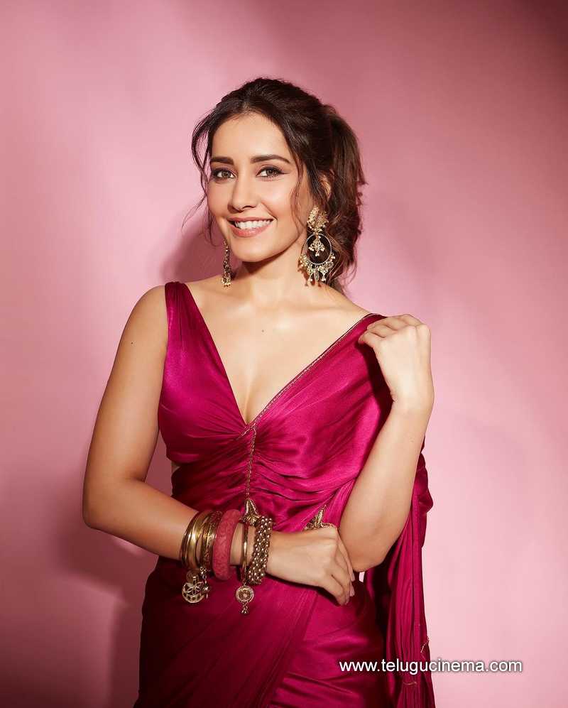 rashikhanna stills 051124 03