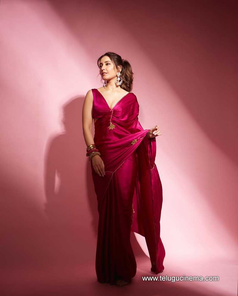 rashikhanna stills 051124 10