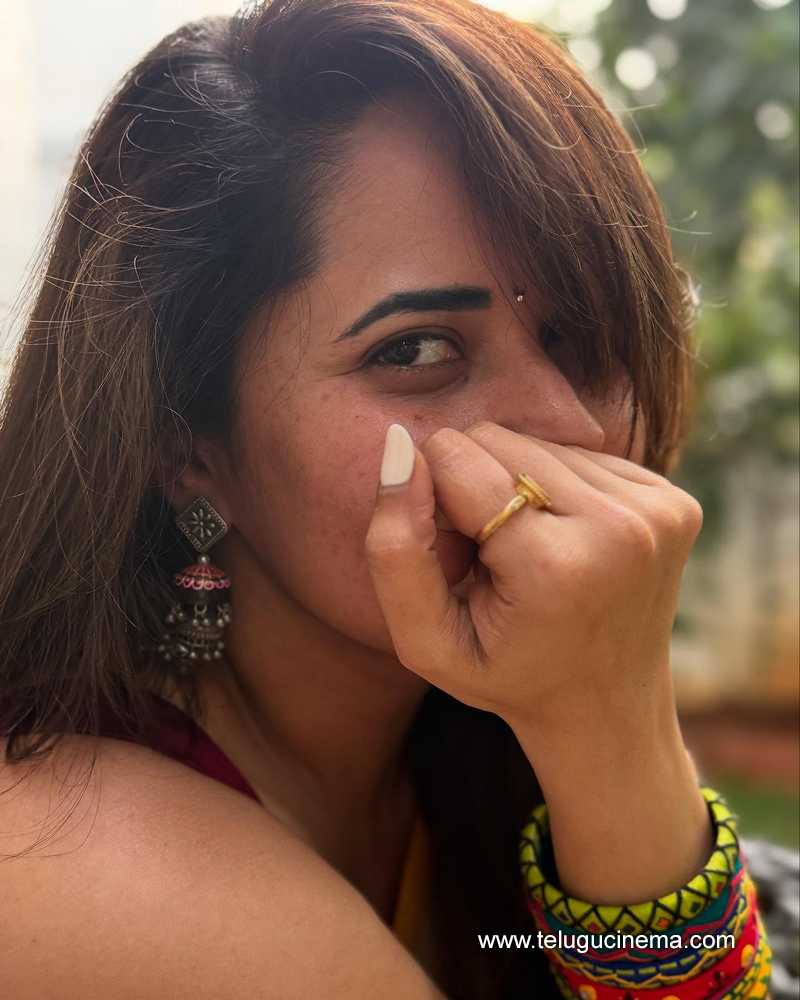 anasuya stilla 15012508
