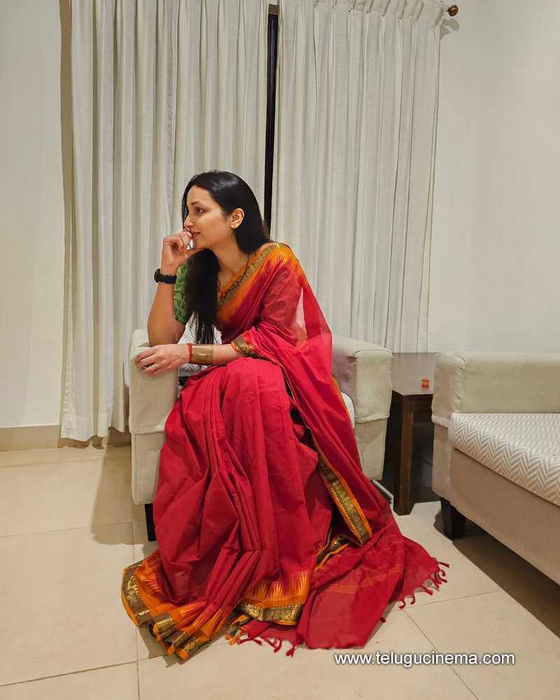 srinidhi stilla 15012502