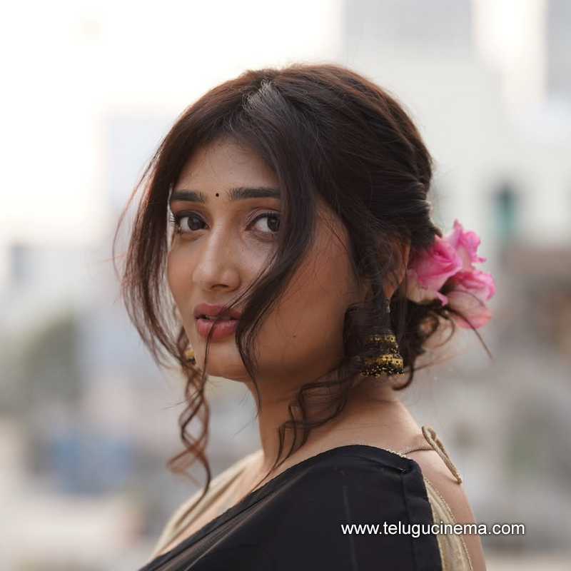 riya vadlamani stills 26022502