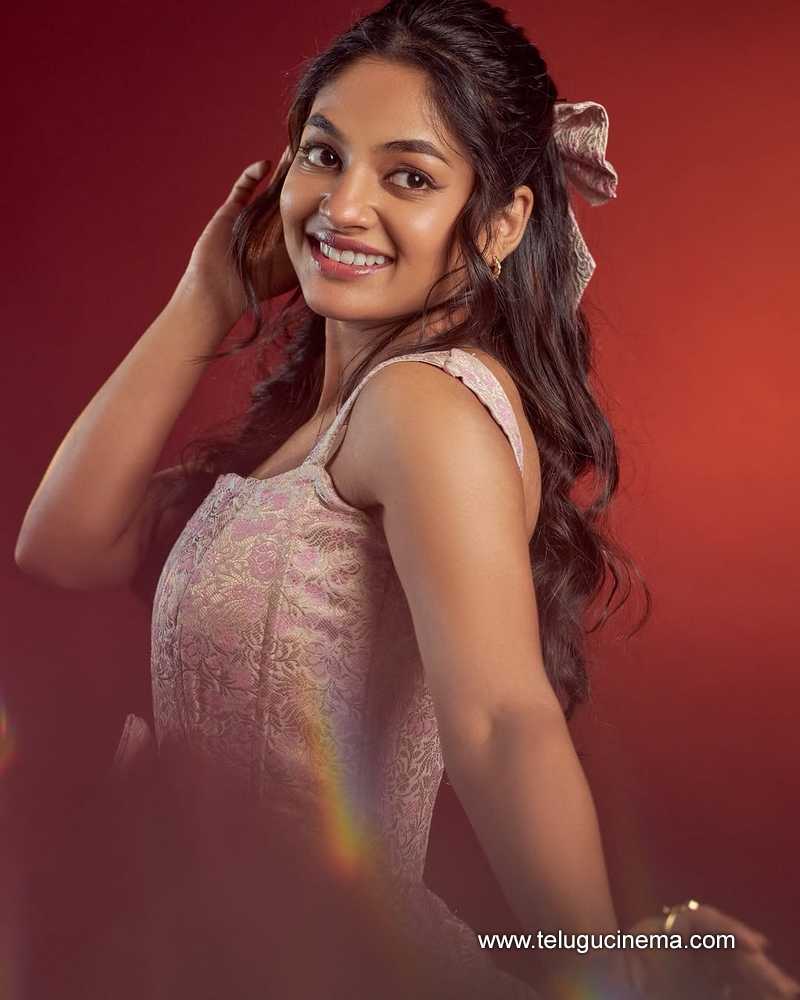 ivana stills 03032502