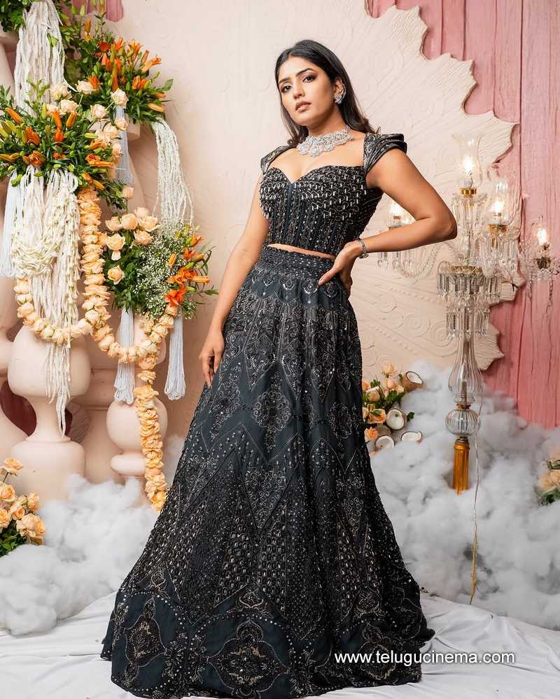 eesha stills 15042505