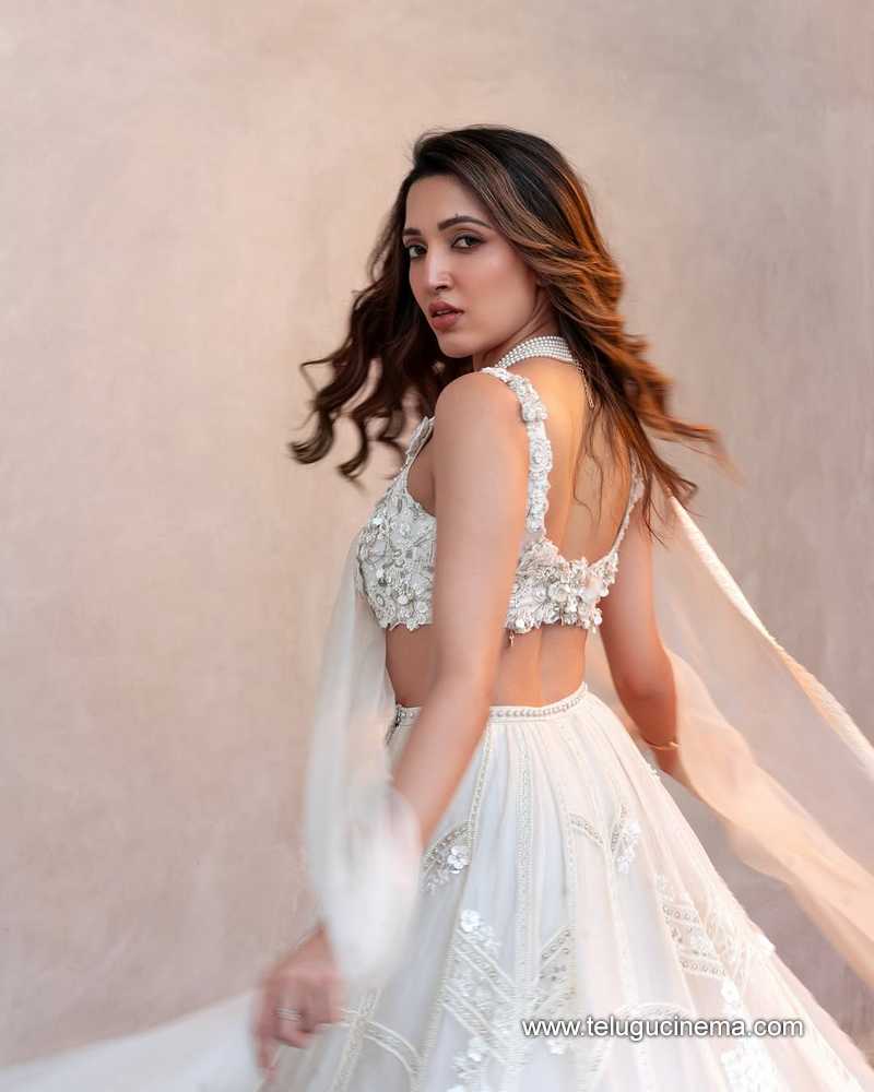 nehashetty stills 10042505