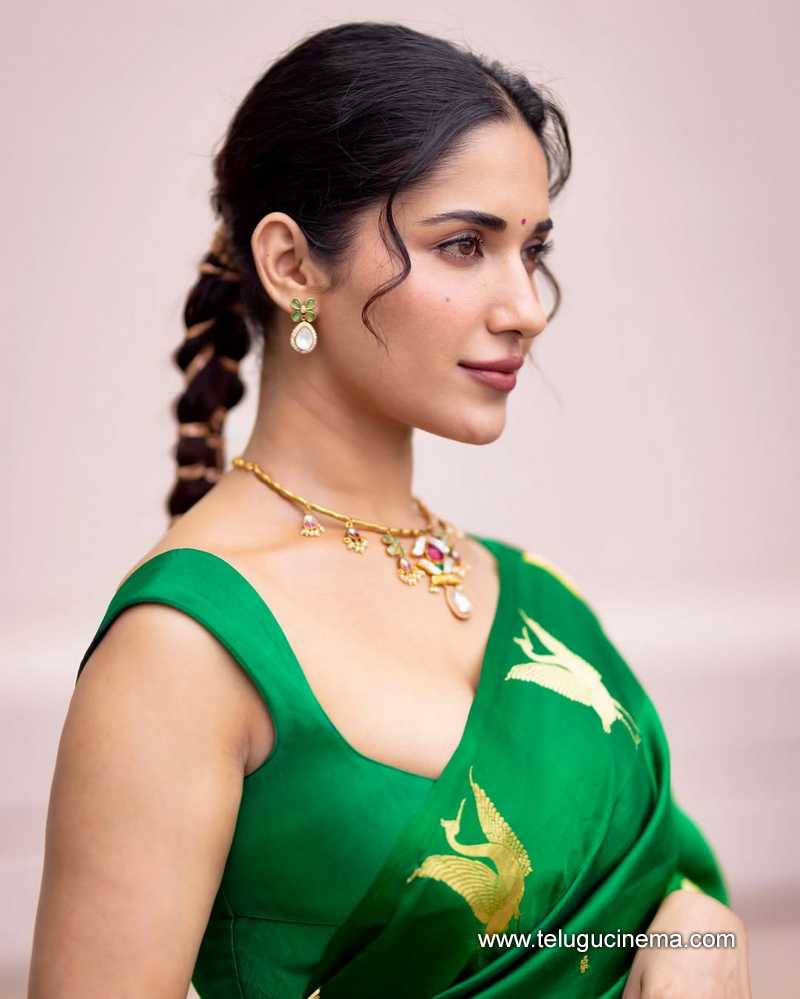 ruhani stills 28042505